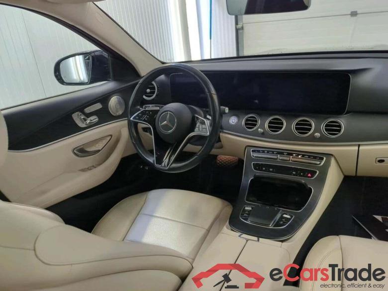 MERCEDES-BENZ E-klasse Estate 300 e Bns Sol. Lux. #3