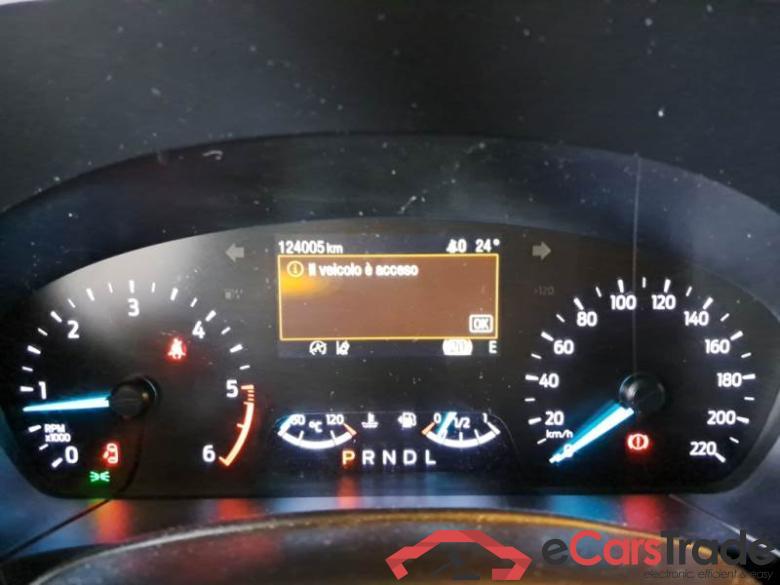 FORD KUGA / 2019 / 5P / SUV 1.5 ECOBLUE 120CV 2WD TITANIUM AUTO #4