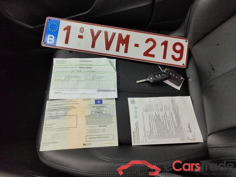 Volkswagen T-Roc 1.5 TSI Style 5d #4