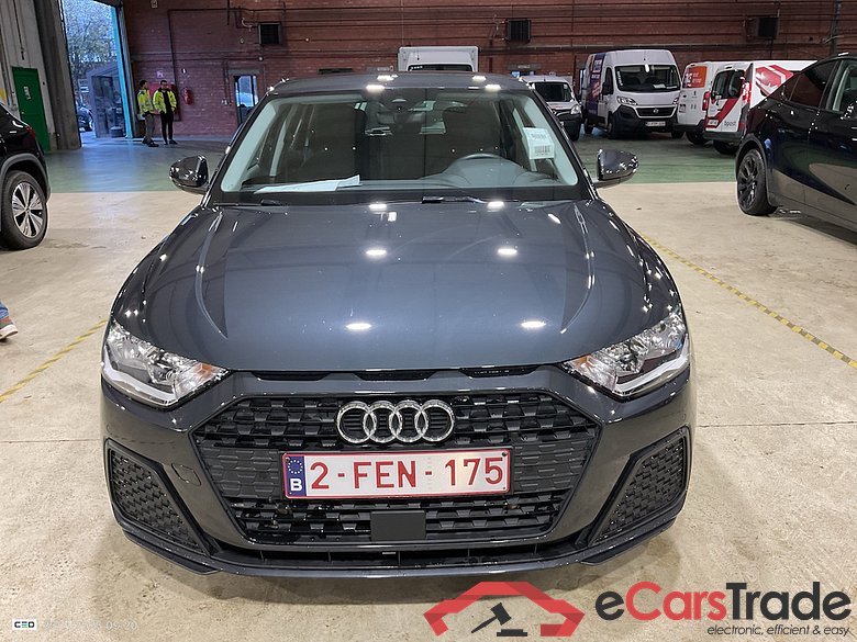 AUDI A1 SPORTBACK 1.0 30 TFSI ATTRACTION #2