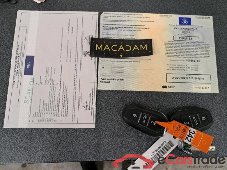 PEUGEOT - PEU 5008 BlueHDi 130PK Allure Pack Leather & VisioPark II & Glass Pano Roof #4