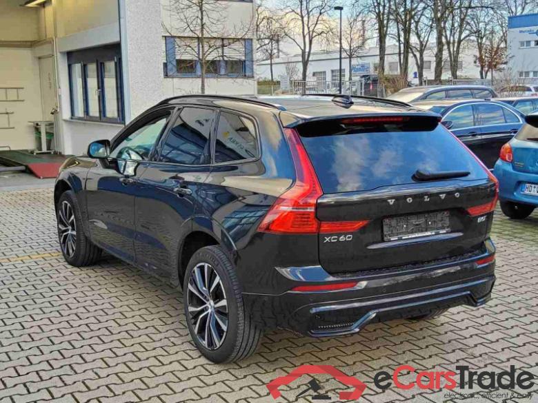 Volvo XC60 (03.2017->) DE - SUV5 B5 (Benzin) AWD EU6d, Ultimate Dark Mild-Hybrid (EURO 6d), (Facelift) #4