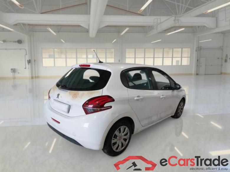 PEUGEOT 208 / 2015 / 5P / BERLINA ACTIVE BLUEHDI 100CV S/S #2