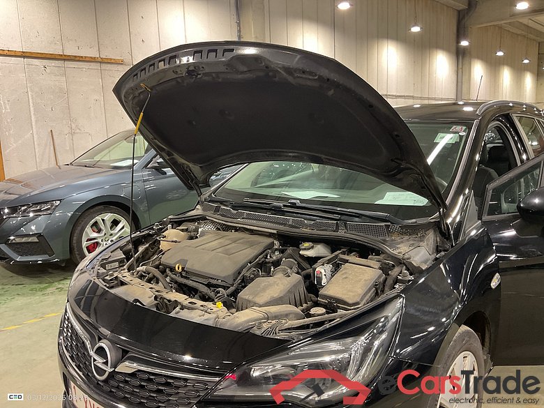 OPEL ASTRA SPORTS TOURER DIESEL - 2 1.5 Turbo D Edition S-S #6