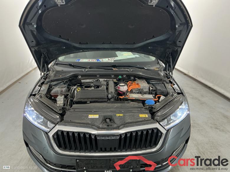 SKODA OCTAVIA COMBI 1.4 TSI PHEV 150KW DSG CLEVER #6