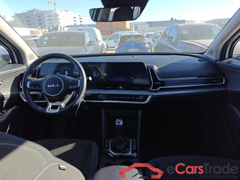 KIA Sportage / 2022 / 5P / todoterreno 1.6 T-GDi 110kW (150CV) Drive 4x2 #3