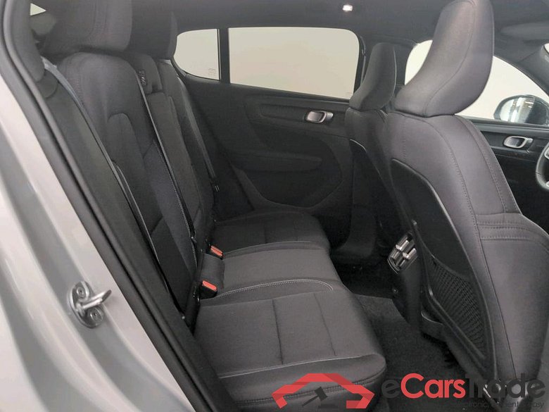 VOLVO C40 BEV 78KWH RECHARGE TWIN LAUNCH EDITION #6