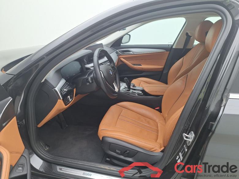 BMW, 5-serie To FL'20, BMW 5 Reeks Touring 520d Aut. (140 kW) 5d #3