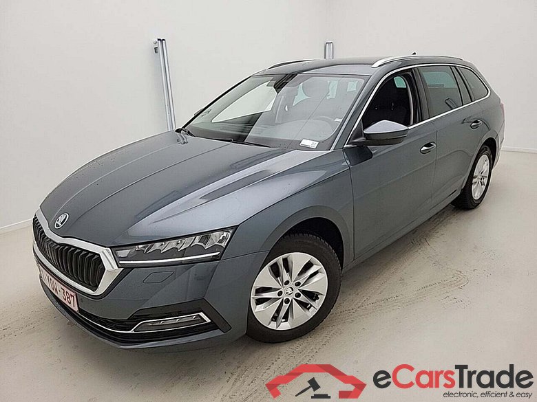 SKODA OCTAVIA COMBI 1.5 TSI AMBITION #1