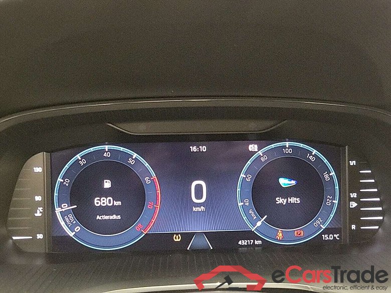 SKODA OCTAVIA COMBI 1.5 TSI AMBITION #6