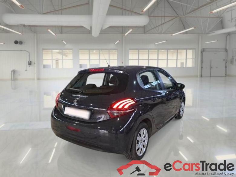 PEUGEOT 208 / 2015 / 5P / BERLINA ACTIVE BLUEHDI 75CV #2