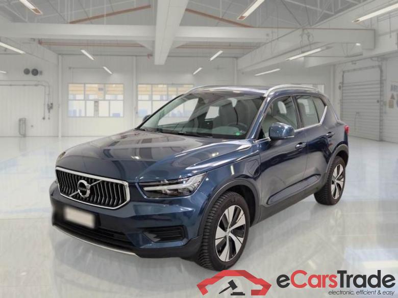 VOLVO XC40 / 2017 / 5P / SUV T5 PLUG-IN HYBRID AUTO RECH INSCRIP EXPR