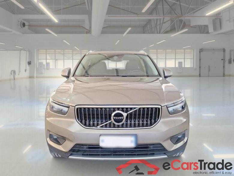 VOLVO XC40 / 2017 / 5P / SUV T4 PLUG-IN HYBRID AUTO RECH INSCRIP EXPR #6