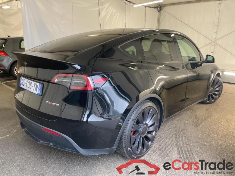 TESLA Model Y / 2020 / 5P / SUV Performance Dual-Motor AWD #4