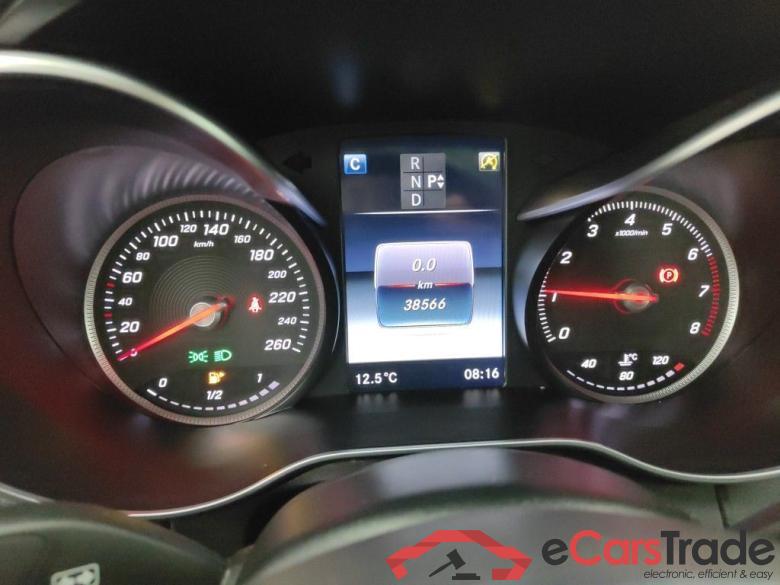 Mercedes-Benz C-Klasse Coupé C 180 Aut. 2d #6