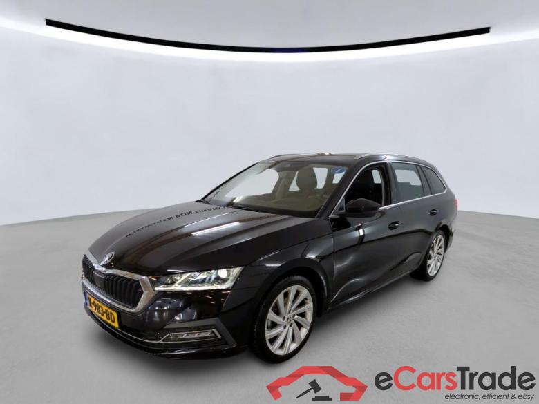 SKODA Octavia Combi 110 kW #1