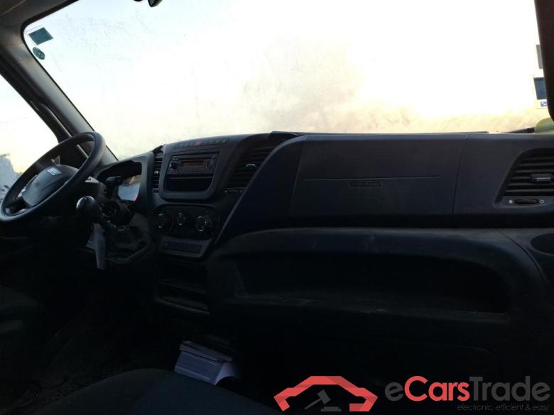 IVECO Daily VU 4p Châssis double cabine 2.3 35S14A8 D 4100 LEAF #5