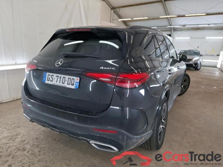 MERCEDES-BENZ GLC / 2022 / 5P / SUV GLC 300 e AMG Line 4MATIC #3