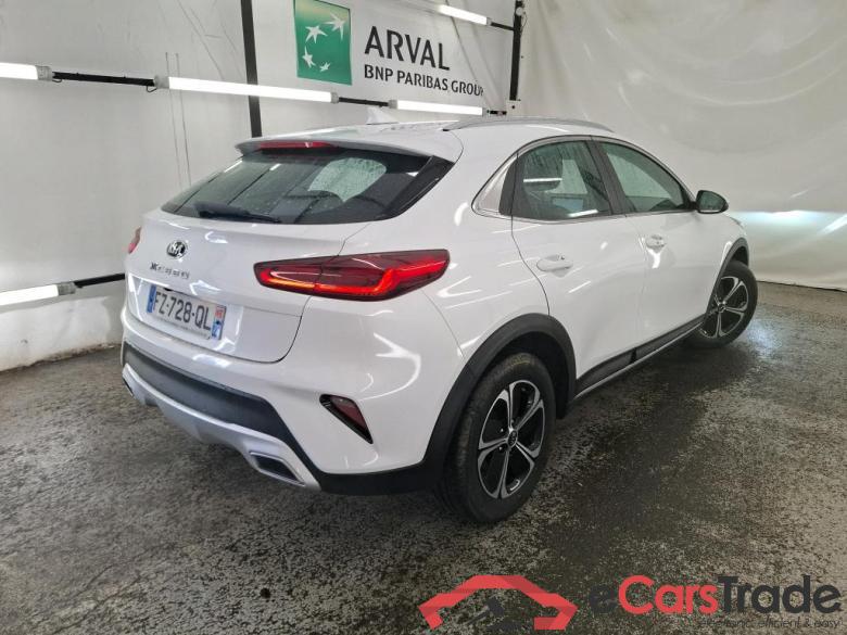 KIA XCeed / 2019 / 5P / Crossover 1.6 GDI ISG ISG PHEV ACTIVE BUS DCT6 #3