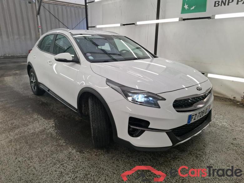 KIA XCeed / 2019 / 5P / Crossover 1.6 GDI ISG ISG PHEV ACTIVE BUS DCT6 #4
