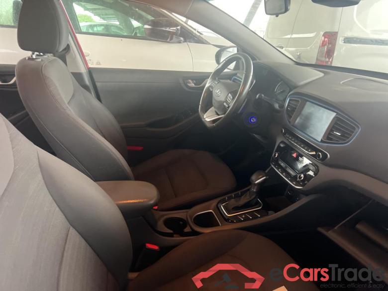 HYUNDAI IONIQ / 2016 / 5P / berlina con portón 1.6 GDI HEV Klass DT #6