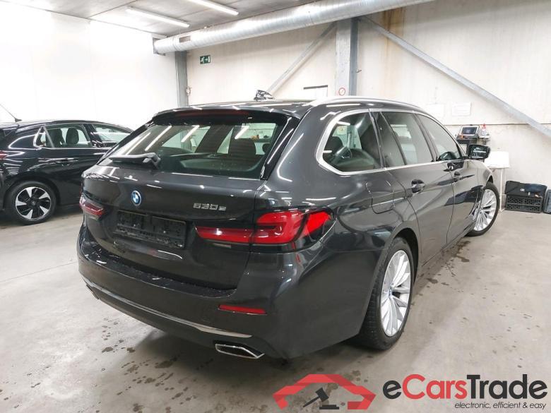 BMW - BMW 5 TOURING 530e 292PK First Class & Luxury Line With Power Heated Mem Comfort Seats & Head Up & Driving Assistant & Parking Assistant Plus   * HYBRID * #2