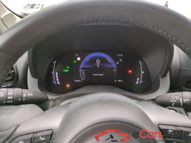 TOYOTA Yaris Cross Hybride / 2021 / 5P / SUV 1.5 HYBRID 116H DYNAMIC AUTO #6