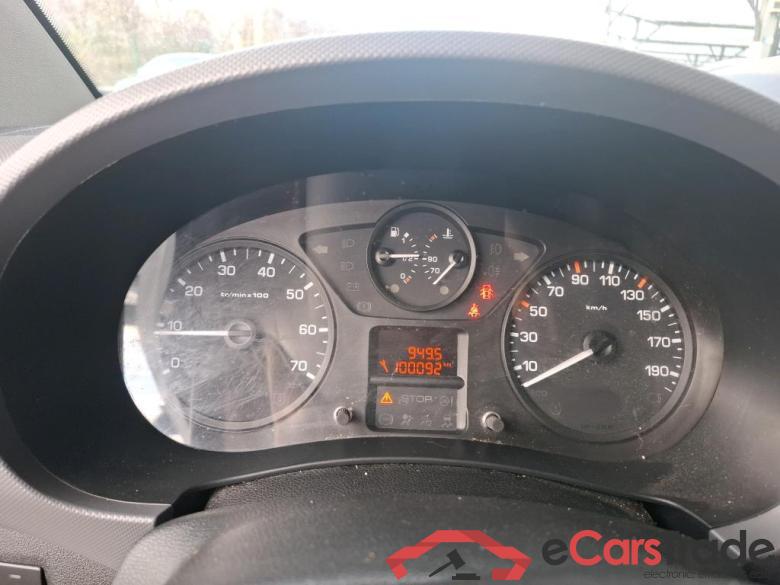 Partner L2 Premium Pack 1.6 HDi 100CV BVM5 E6 #6