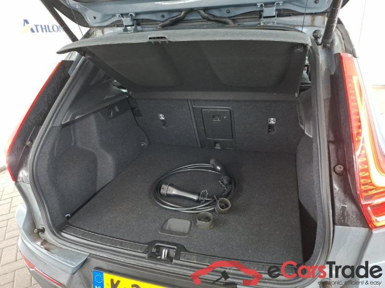 VOLVO XC40 Recharge P8 AWD R-Design 5D 300kW #5