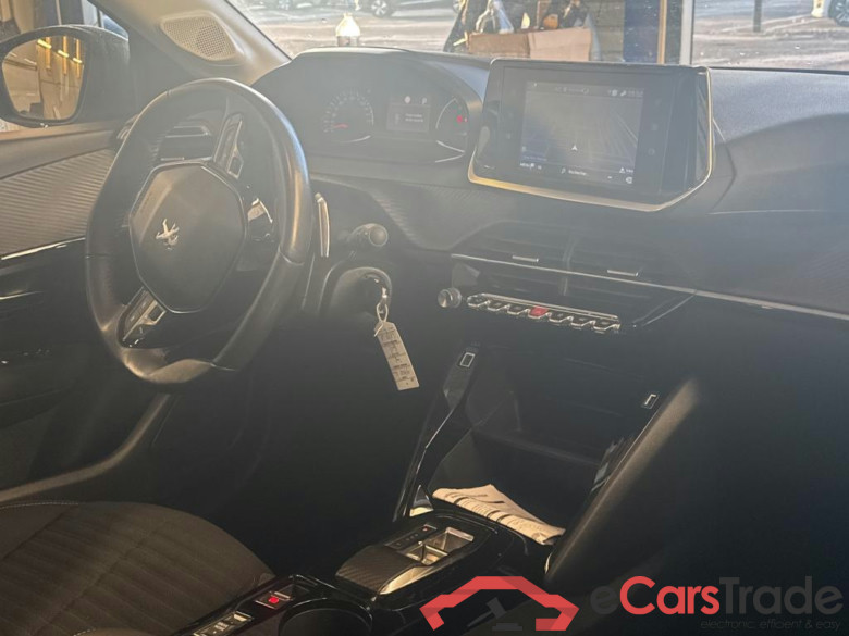 Peugeot 208 1.2 PureTech Aut. Navi Klima PDC ... #5