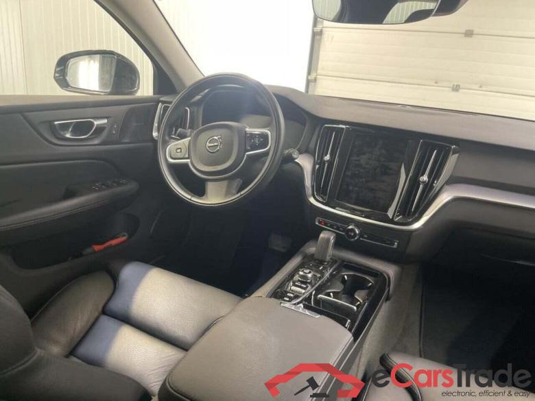 VOLVO V60 2.0 T6 AWD R Bns Pro #3