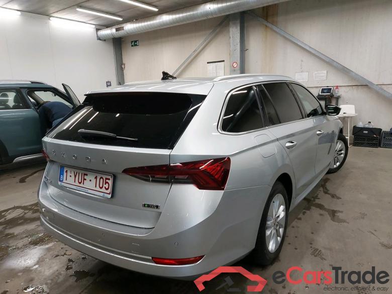 SKODA - SKO OCTAVIA COMBI TSI 110PK DSG7 Ambition Pack Launch & Adaptive Cruise & Towing Hook * PETROL * #2