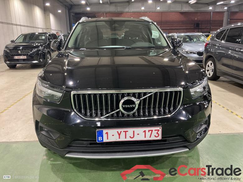 VOLVO XC40 1.5 T5 PHEV Inscription Expres. #2