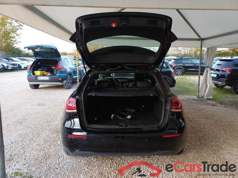 MERCEDES-BENZ CLASSE A / 2018 / 5P / BERLINA A 250 E EQ-POWER BUSINESS EXTRA #5