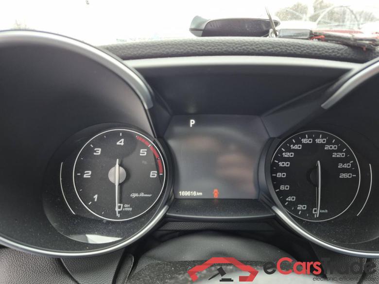 ALFA ROMEO Giulia Giulia 2.2 JTDm Sport (EU6d-TEMP) #4
