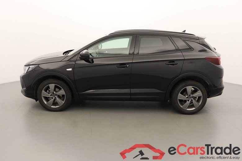 Opel Grandland GS 1.2 GASOLINE 130hp #4