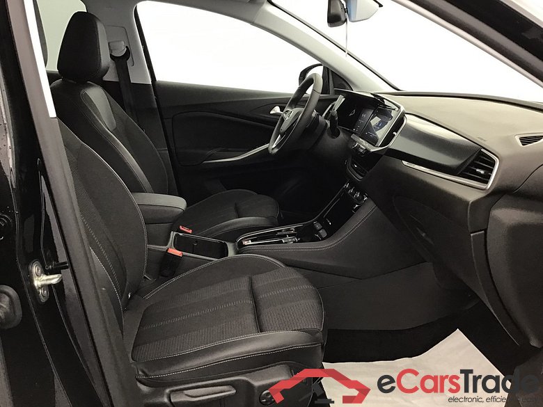 Opel Grandland GS 1.2 GASOLINE 130hp #6