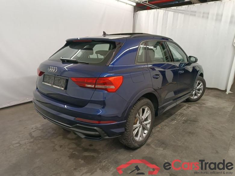Audi Q3 45 TFSI e S tronic S Line 5d #2