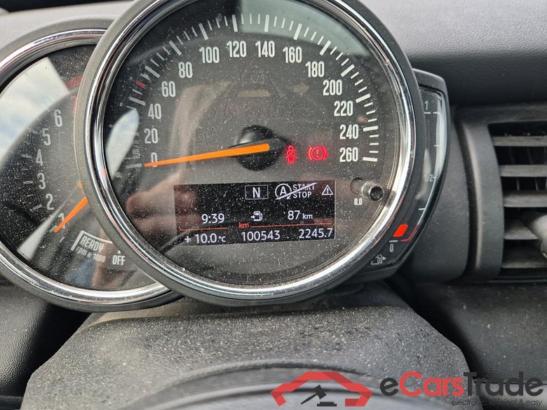 MINI MINI / 2014 / 5P / berlina con portón ONE 5 PUERTAS (CX) #5