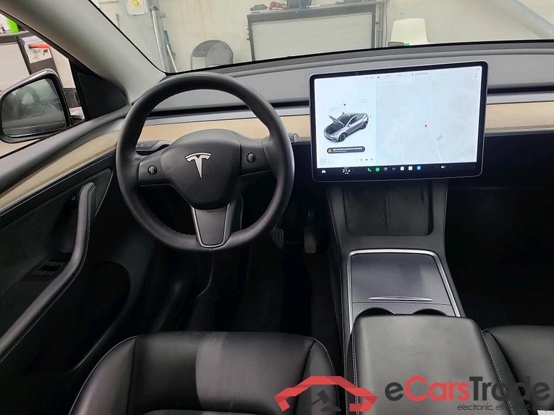 Tesla Model Y Long Range Dual Motor AWD Pano LED-Xenon Navi Leather KeylessGo Camera Klima PDC ... #3