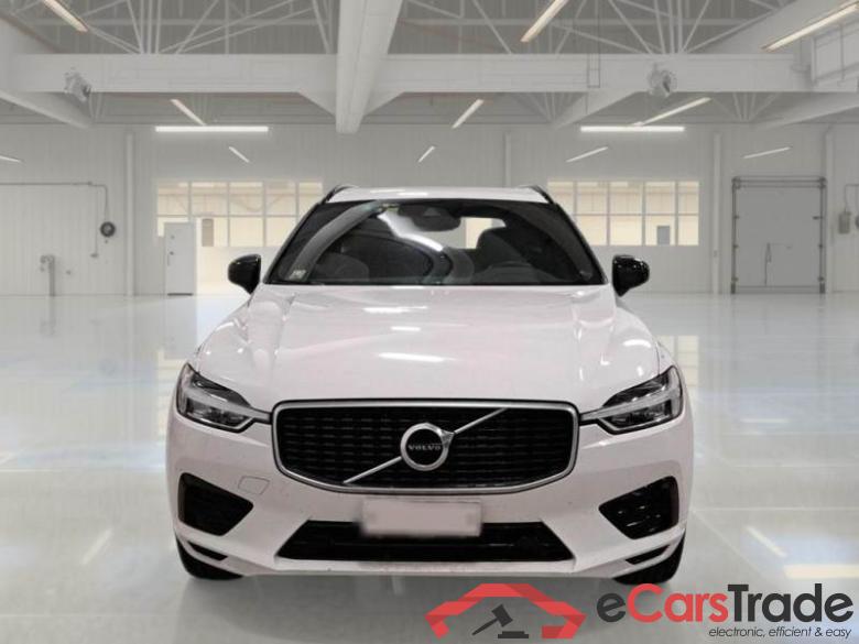 VOLVO XC60 / 2017 / 5P / SUV B4 AWD GEARTR. R-DESIGN #6