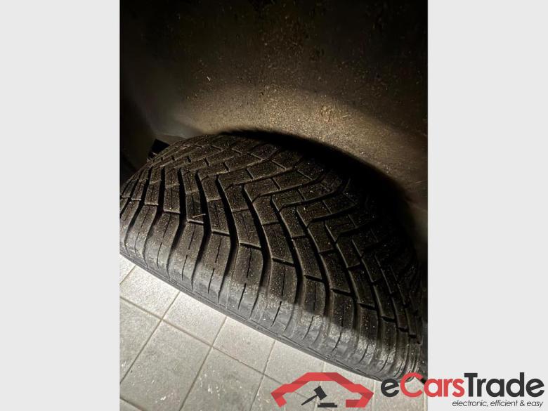 VOLKSWAGEN Caddy Maxi Life 2PLC Caddy Maxi Trendline 7-places 3006 mm 1,6 l TDI  102ch (75KW) Boîte manuelle 5 vitesses #5