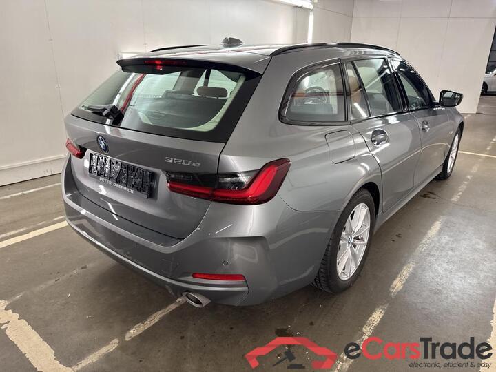 BMW 3 Reeks Touring 3 Reeks Touring 320e (150 kW) (PHEV) 150kW/204pk  5D/P Auto-8 #4