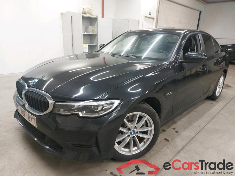 BMW - BMW 3 BERLINE 320e 204PK Business Edition With Sport Seats * HYBRID *