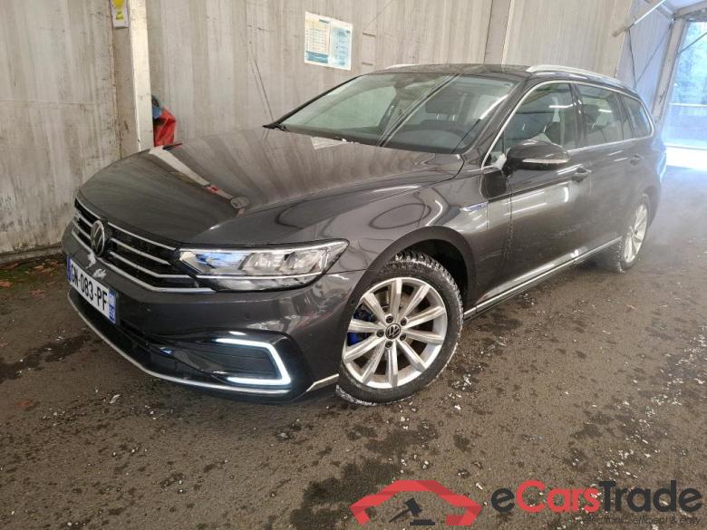 VOLKSWAGEN Passat SW  2019  5P  Break 14 TSI DSG HYBRIDE REC SW GTE BUSINESS(SL) #1