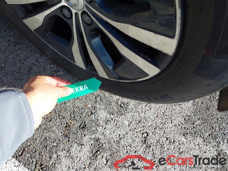 VOLVO XC60 Recharge T6 plug-in hybrid eAWD Eléctrico/Gasolina (Pano) #6