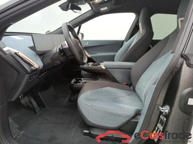 BMW IX 72 kWh xDrive40 (240 kW) 5d #3