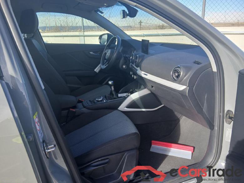 AUDI Q2 / 2016 / 5P / todoterreno Design 30 TFSI 85kW (116CV) #6
