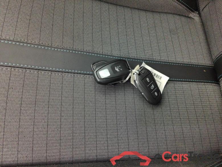 PEUGEOT 2008 - 2020 1.2 PureTech Allure Pack S&S (EU6.4) 5d #4