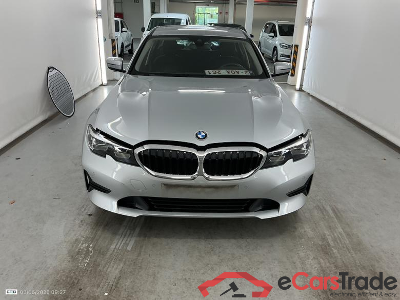 BMW 3 SERIES BERLINE 2.0 320I (135KW) BERLINE Model Advantage